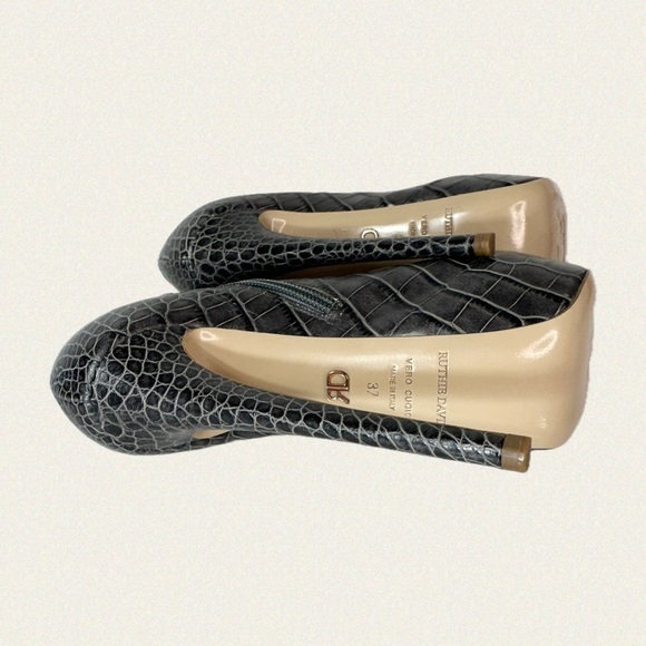 |NWOT| Ruthie Davis Banks Ankle Boot - Picture 6 of 8